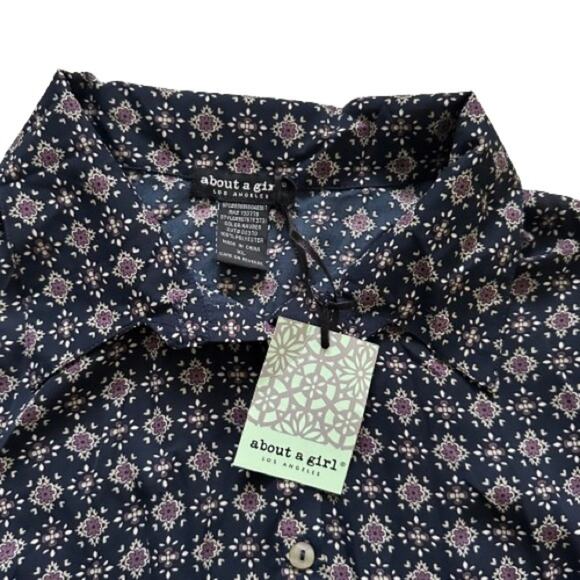 About A Girl Blue Lavender Floral Button Tab Sleeve Blouse Top Size XL NEW - Picture 8 of 13